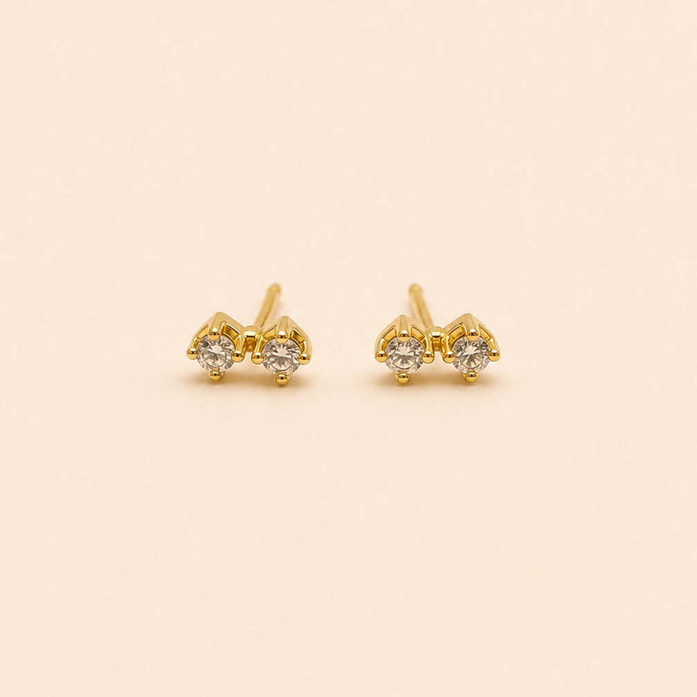 Aros de Bebé Dos Diamantes o moissanita en Oro 18K