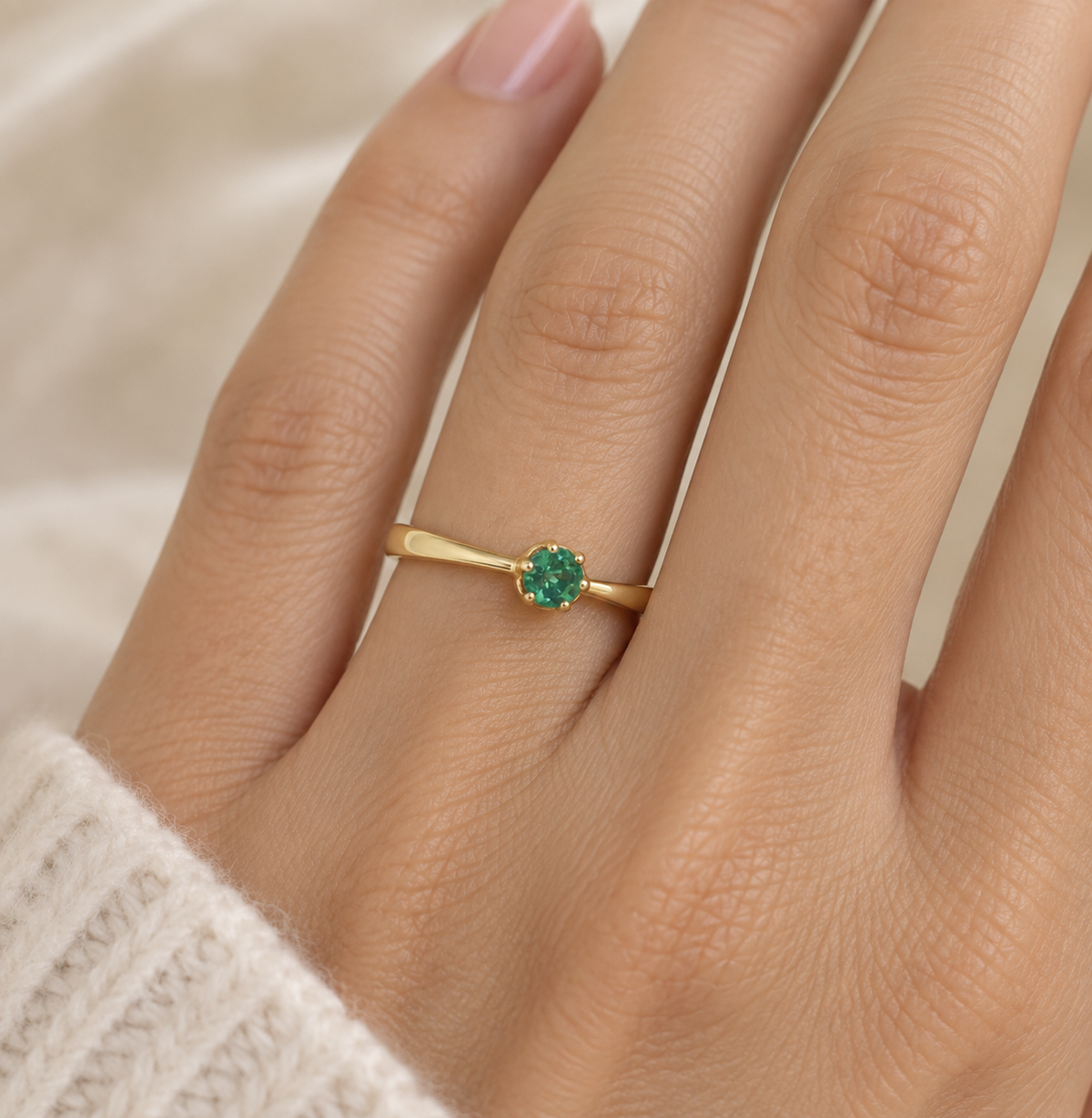 Anillo Solitario con esmeralda de 0,5ct