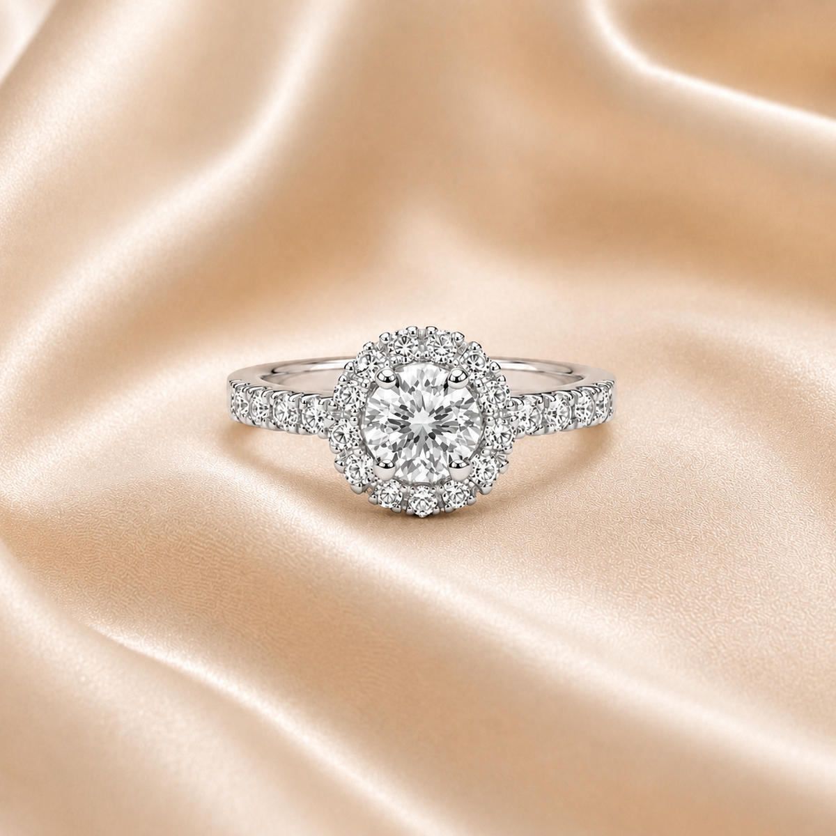 Anillo Halo Redondo Oro Blanco y Diamantes