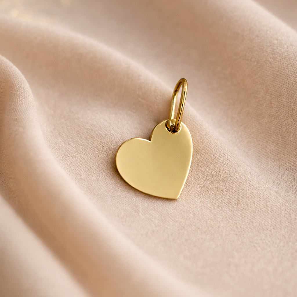 Dije Corazon Plano Grabado Oro 18kt