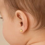 Aros de bebé corazón 18k