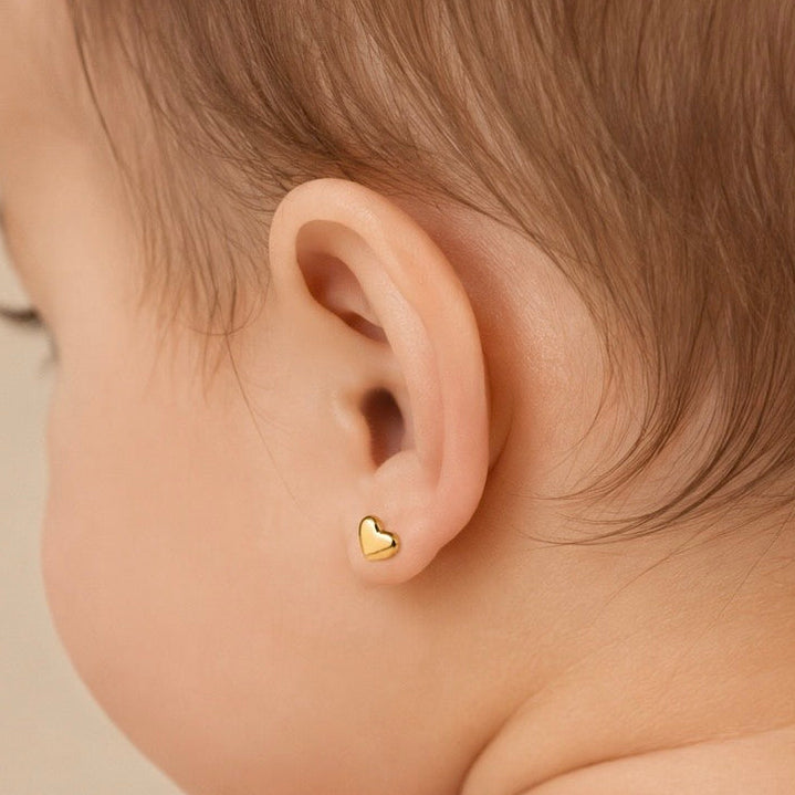 Aros de bebé corazón 18k