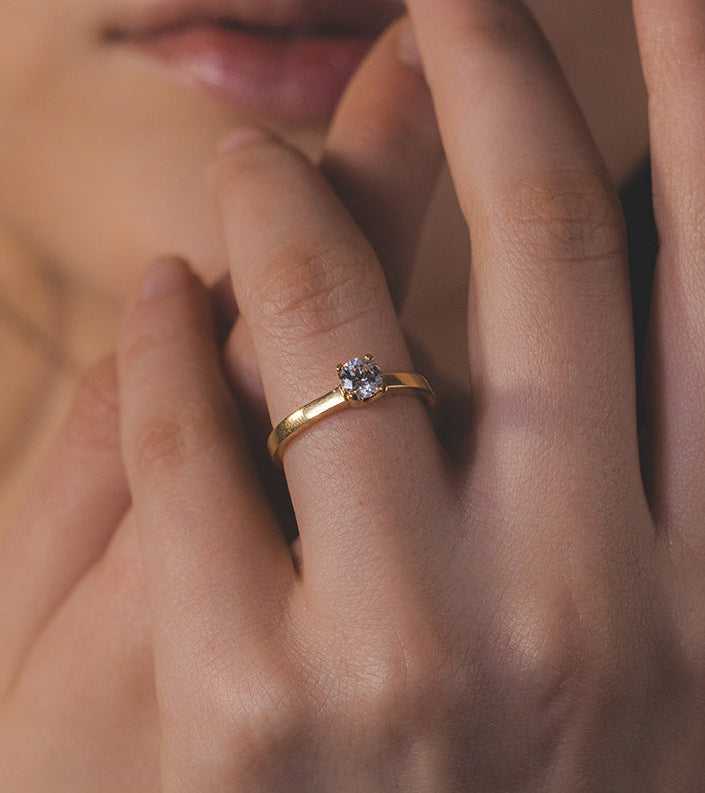 Anillo Solitario Clásico Diamante 0,25 ct en Oro Amarillo 18k