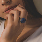 Anillo Tensión Raíz de Zafiro y Brillantes en Oro Blanco Paladio