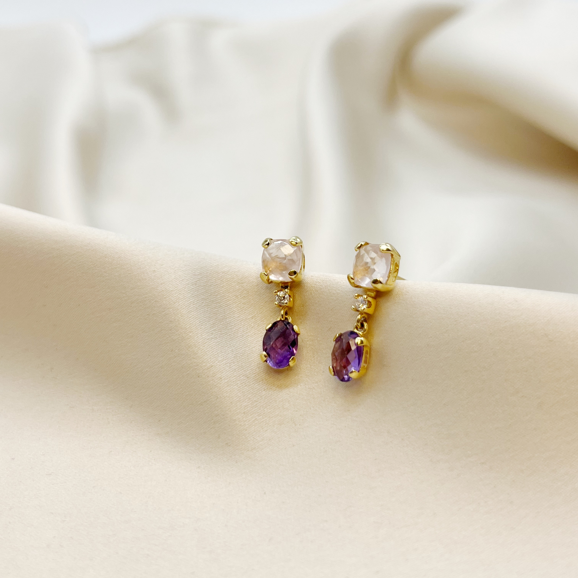 Aros Trío de Color en Oro Amarillo 18k