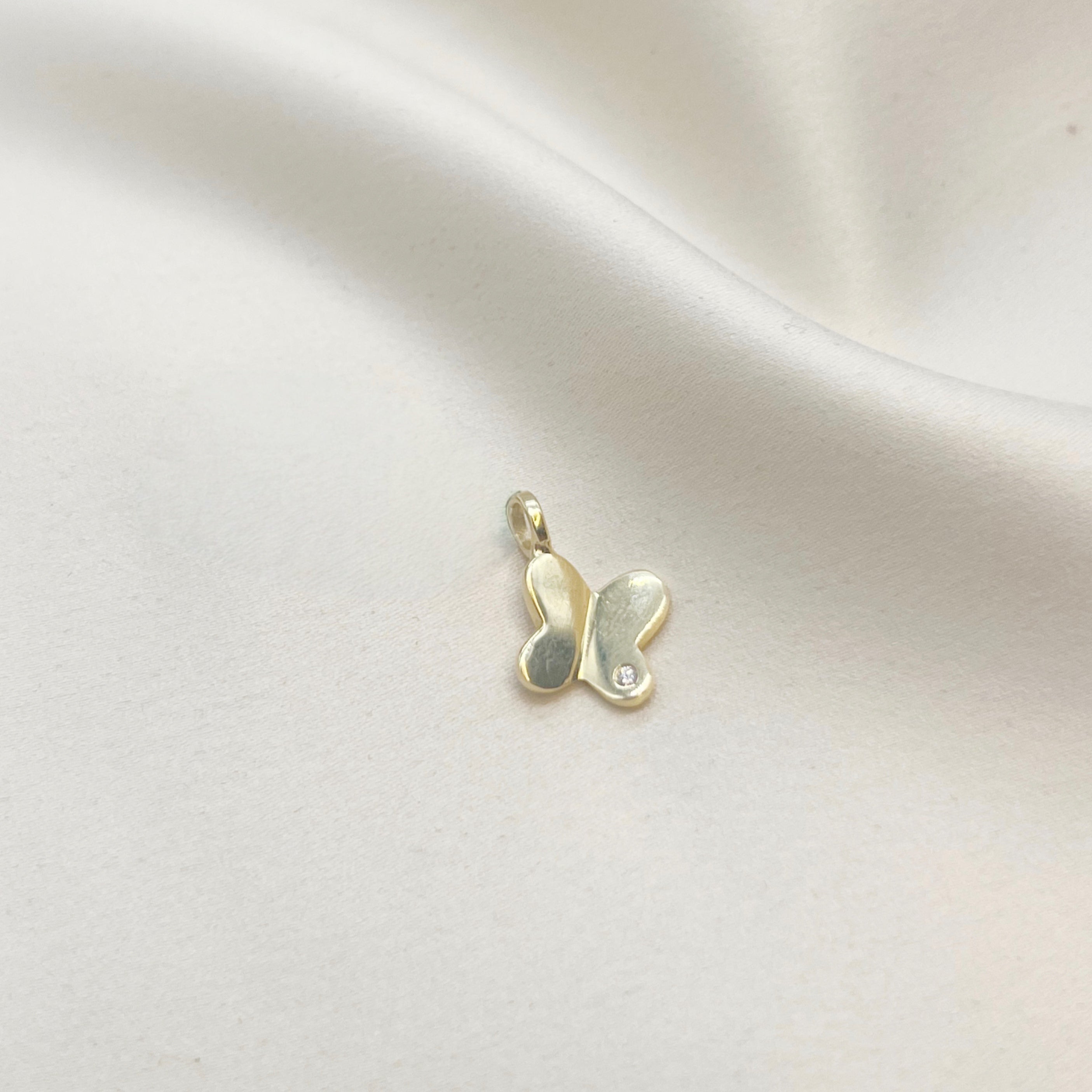 Colgante Mariposa de Luz en Oro Amarillo 18k