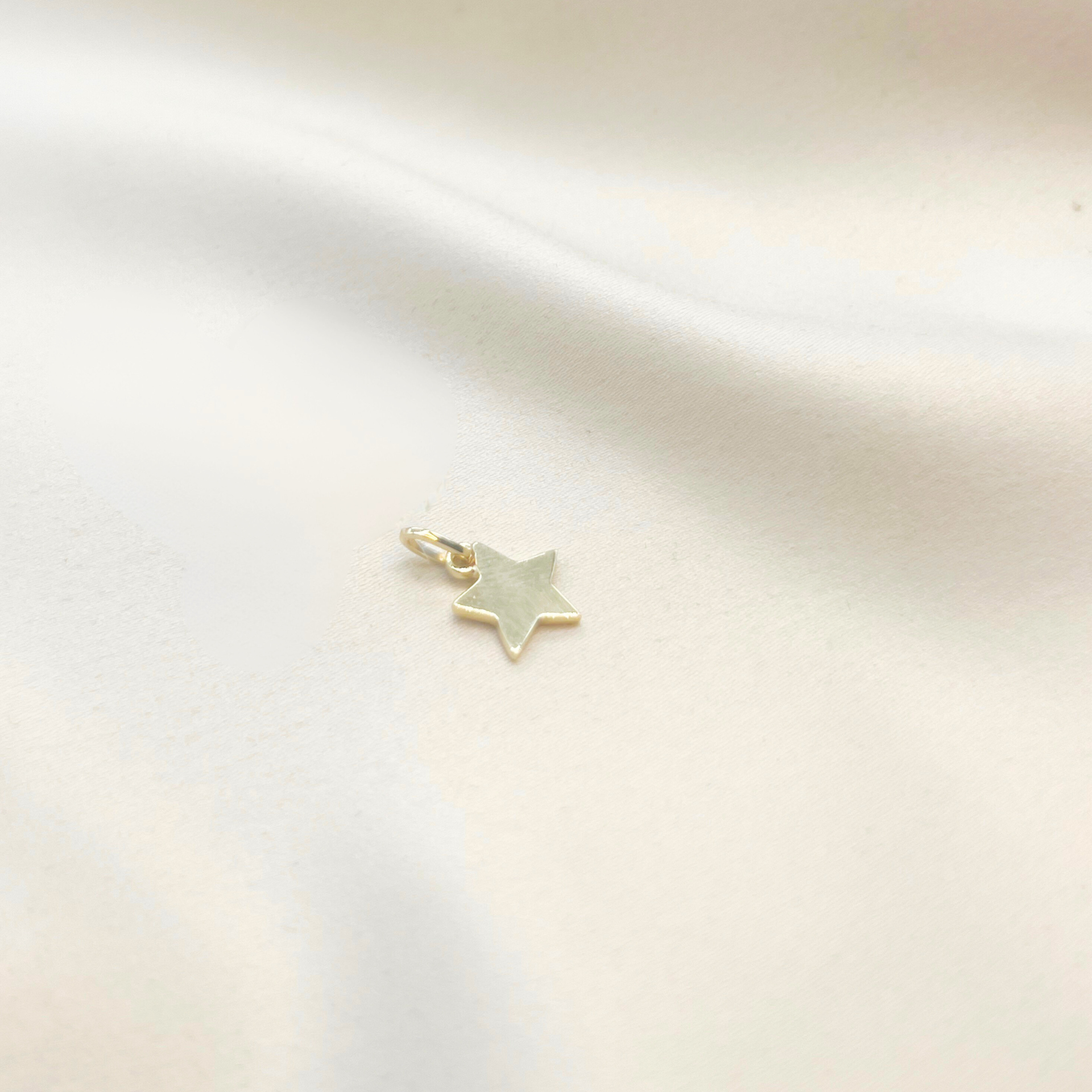 Colgante Estrellita en Oro Amarillo 18k