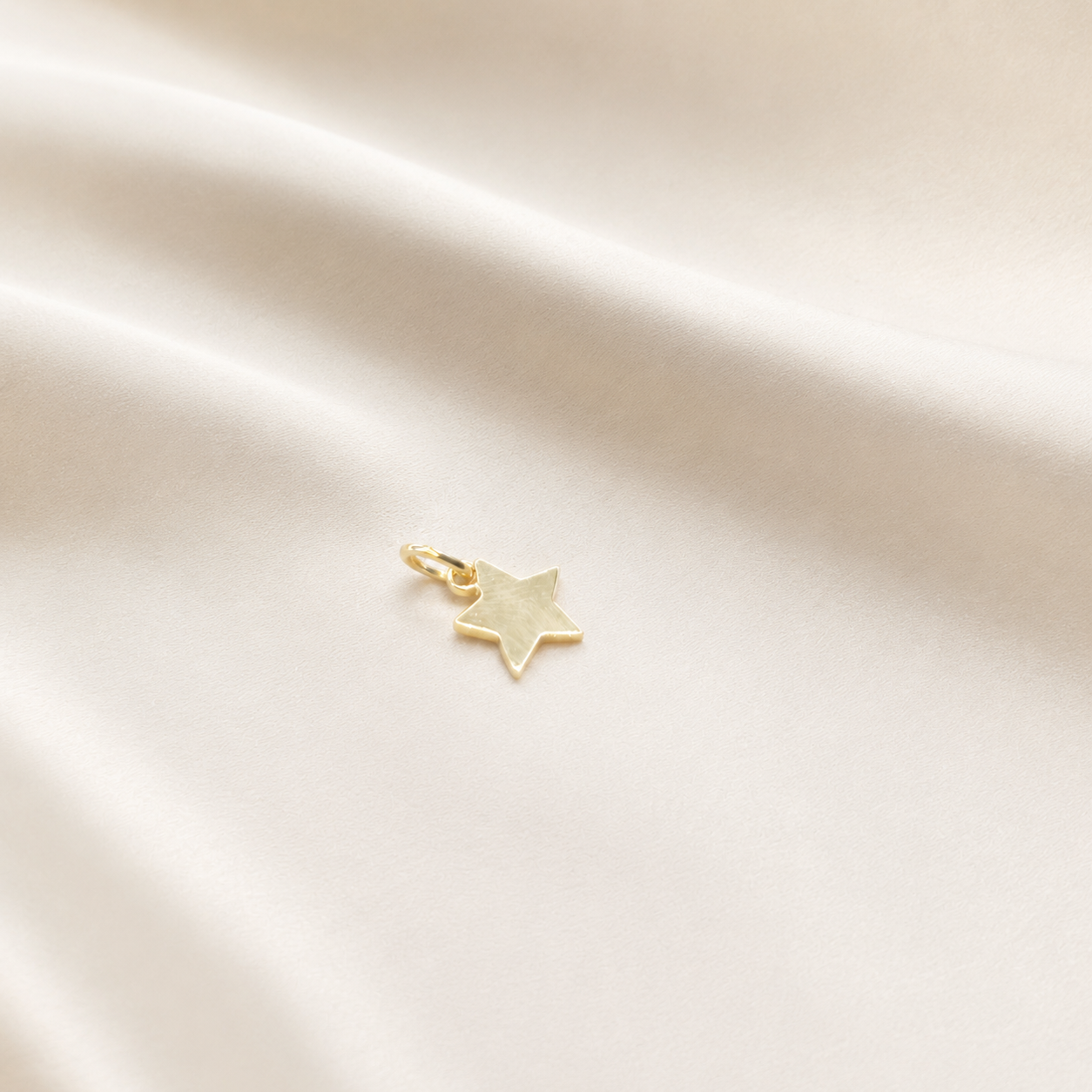 Colgante Estrellita en Oro Amarillo 18k