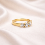 Anillo tricillo de circones en oro amarillo 18kt