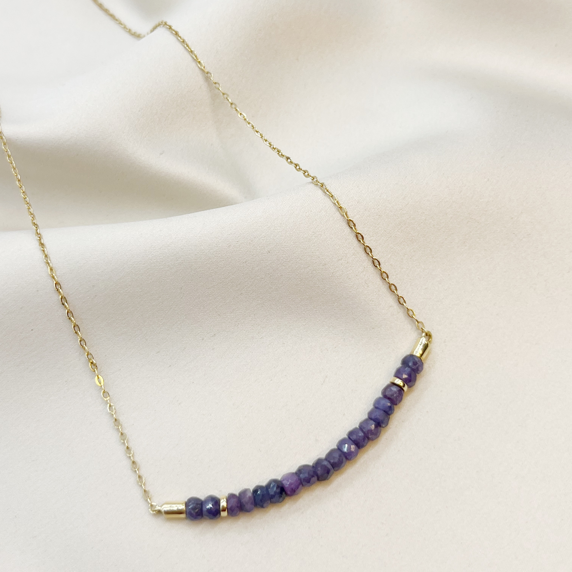 Collar Raíces de Zafiro en Oro Amarillo 18k