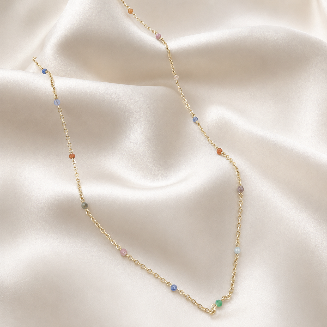 Collar Mostacillas Multicolor en Oro Amarillo 18k