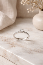 Anillo Solitario Pavé Oro Blanco