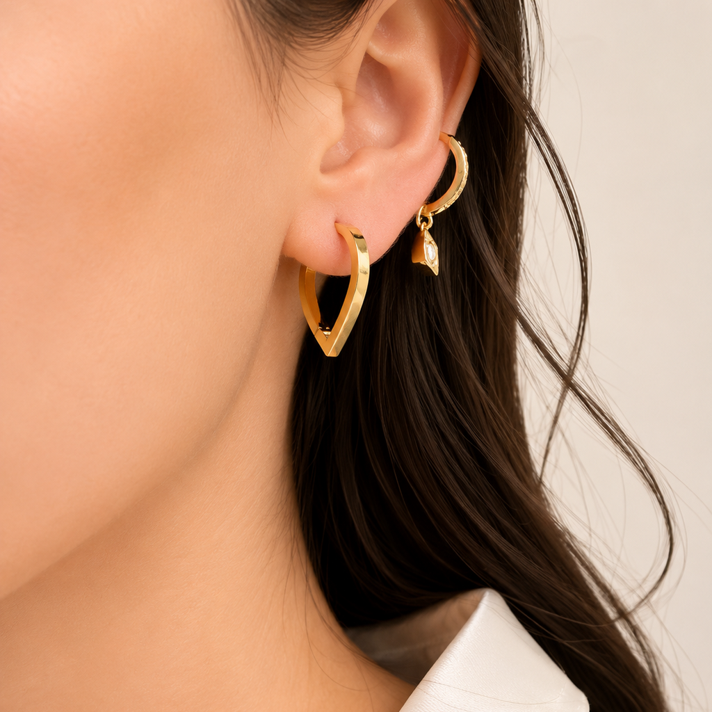 Aros Argollas forma de gota oro 18kt