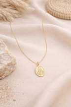 Medalla Virgen de los Rayos en Oro Amarillo 18k